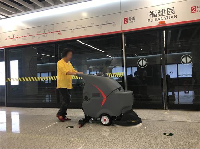 南宁地铁洗地机 南宁地铁洗地机